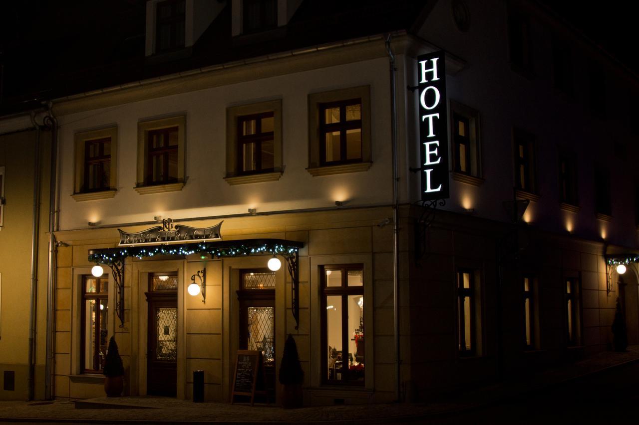 Hg Hotel Toszek Exterior foto